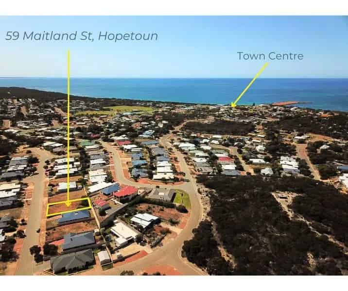 Exceptional North Facing Town Block - Craft Your Dream Home Here!