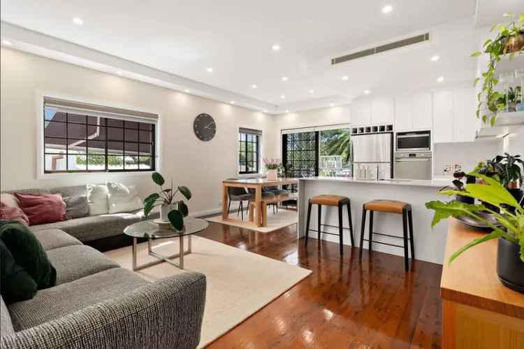 Modern 3 Bed Home with Studio Rockdale NSW