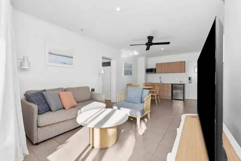 Fully Renovated and Refurbished One Bedroom Apartments in Oaks Port Douglas Resort