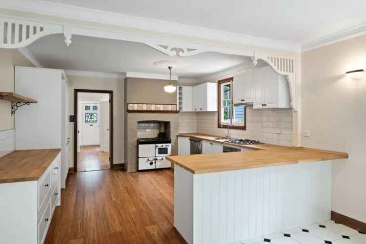 4-Bedroom House 262m² Sydney