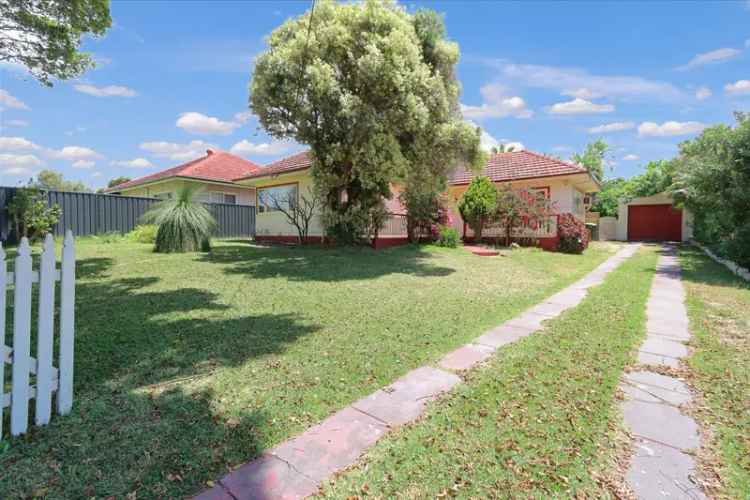 28 Lewington Street, Rockingham WA 6168 - House For Sale