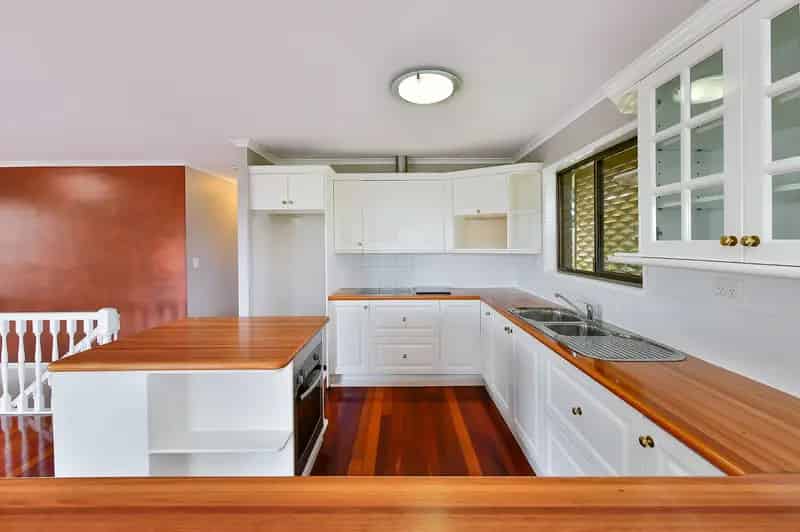 Real Estate For Lease - 2 Valence Court - Petrie , QLD