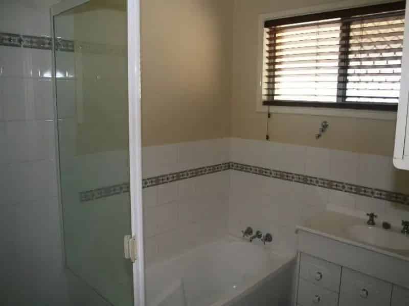 Real Estate For Lease - 8 Scenic Avenue - Browns Plains , QLD