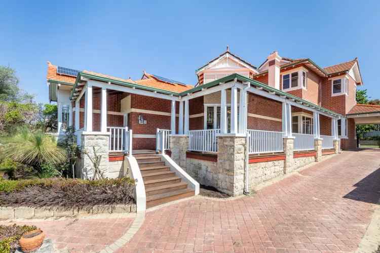 Buy Mansion in Mount Lawley with 6 Bedrooms and Expansive Living Areas