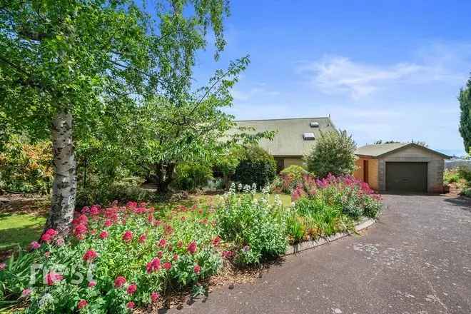 House For Sale in Devonport, Tasmania