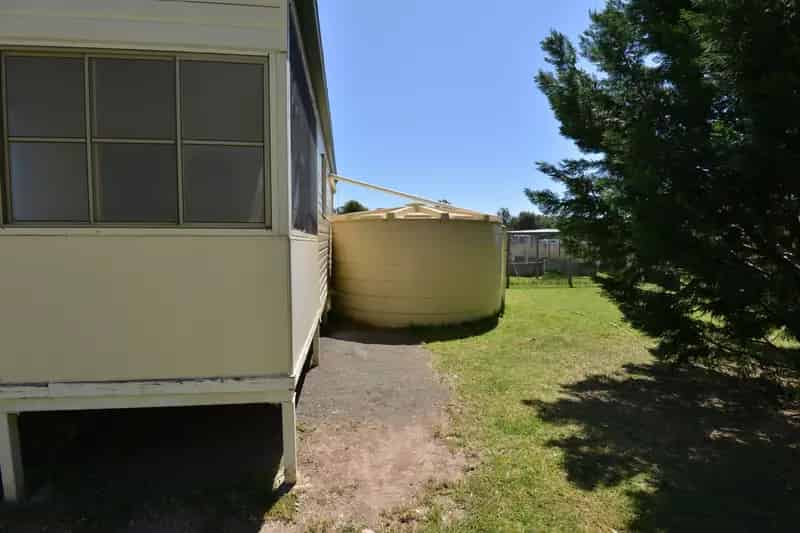 Country Living Home Ulamambri 2 Bedrooms Solar Shed Workshop