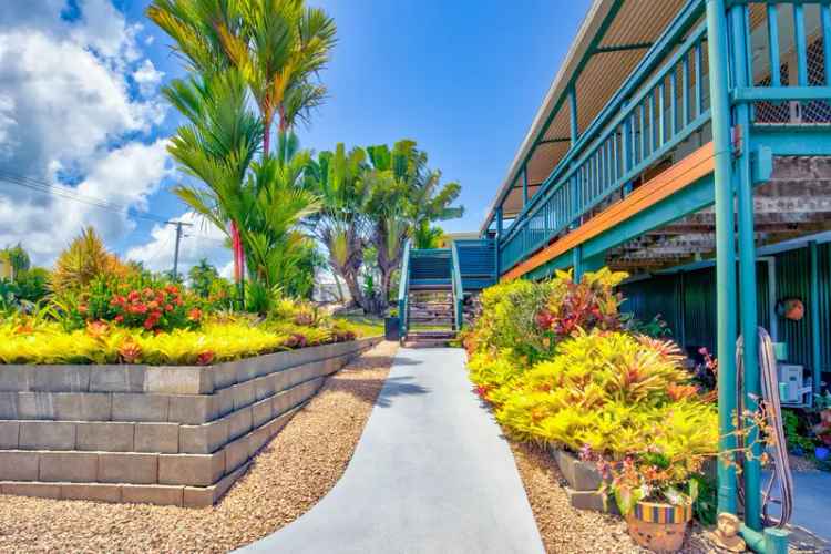 Beautiful Home on Coastal Ridge Up High in South Mission Beach