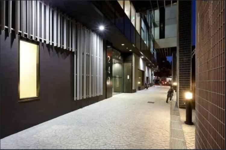 2 Bedroom 218m² Melbourne CBD Apartment High Tech Security