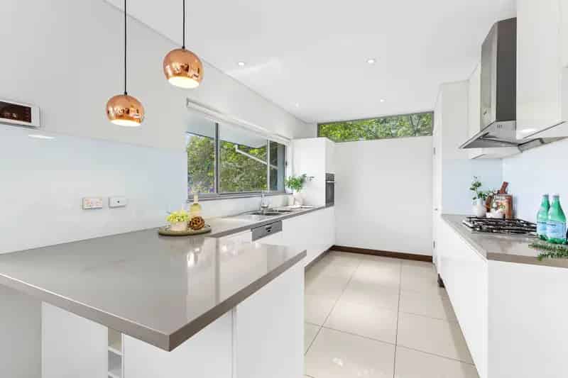 Spacious family home with tranquil bay views
