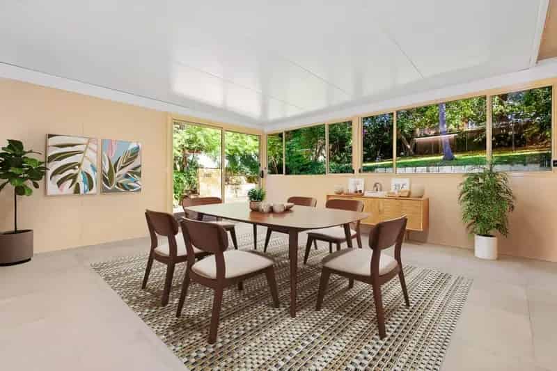 2 rooms house of 247 m² in Sydney