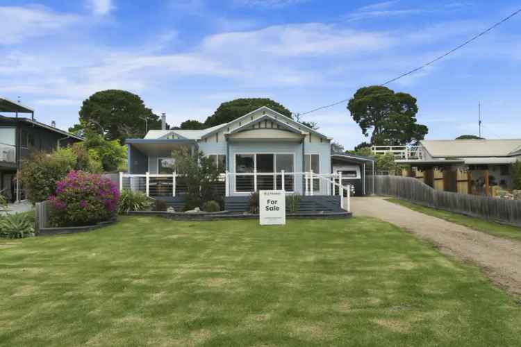 House For Sale in Paynesville, Victoria