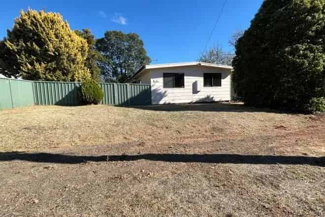 House For Rent , 51, Kennedy Street, Maryborough, Victoria