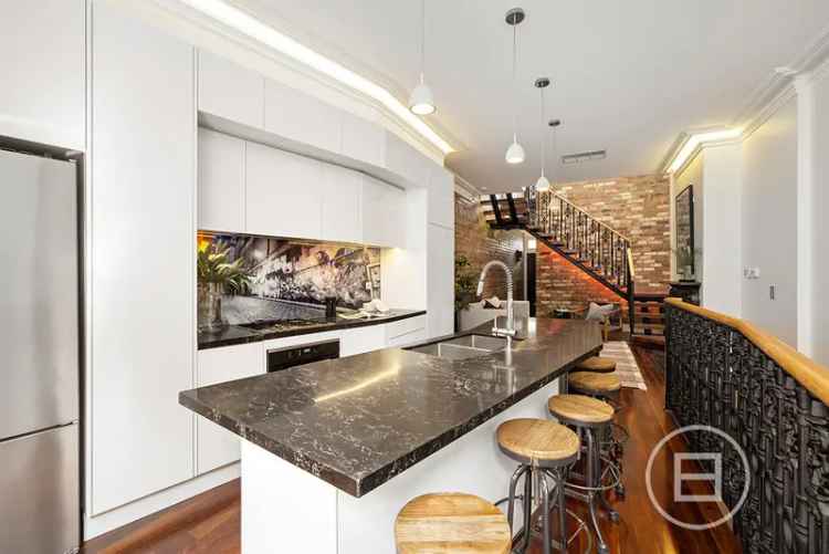 House For Sale in Melbourne, Victoria