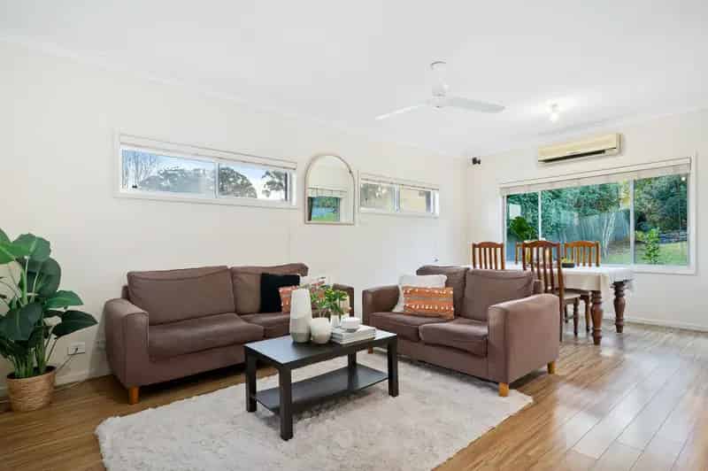 Real Estate For Lease - 17 Bingara Road - Beecroft , NSW