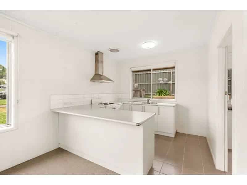 Low-Maintenance Living In A Prime Belmont Location