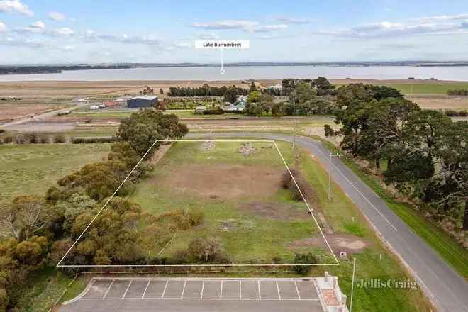 Lake Burrumbeet Dream Home Site - 4239m2 Block with Permit