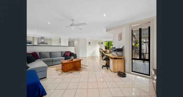 Real Estate For Lease - 31 Crabbe Street - Woolgoolga , NSW