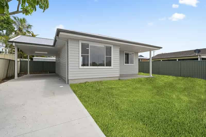 Real Estate For Lease - 12c Cornwall Road - Gorokan , NSW