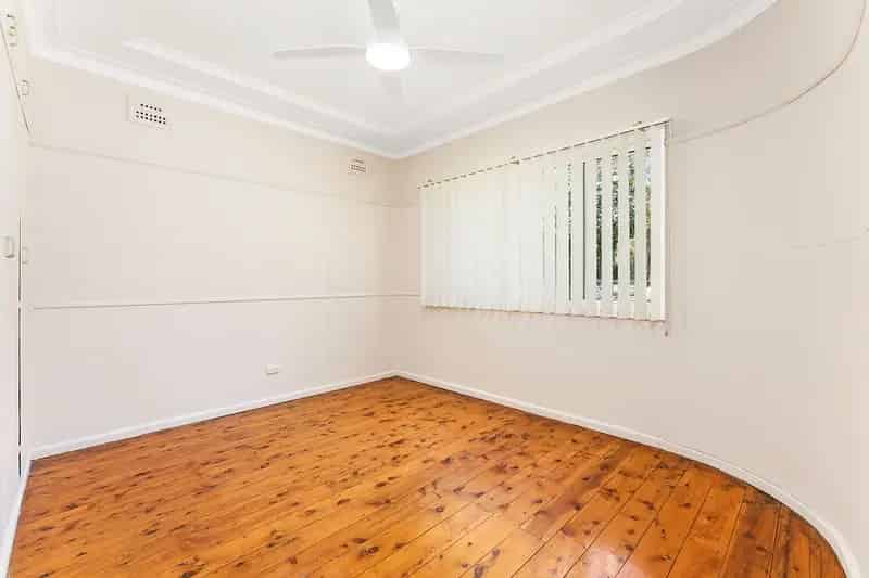 Real Estate For Lease - 1/17 Edward Street - Camden , NSW