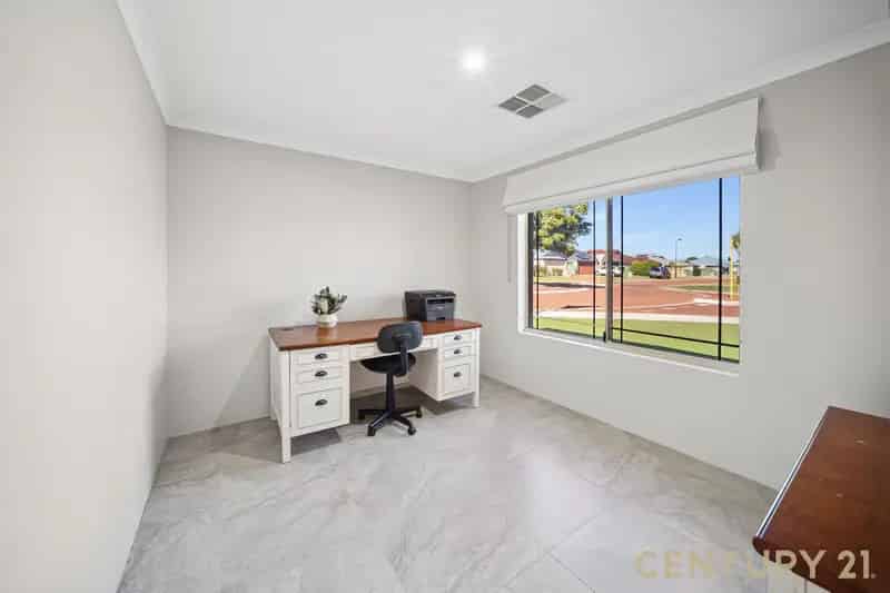 58 Larwood Crescent, High Wycombe WA 6057 - House For Sale