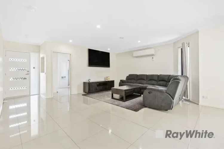 Modern 3-Bedroom Home in Doveton - Ideal for First Home Buyers and Investors