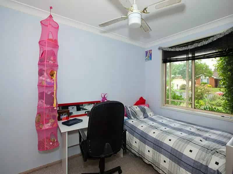 Real Estate For Sale - 24 Paddy Miller Avenue - Currans Hill , NSW