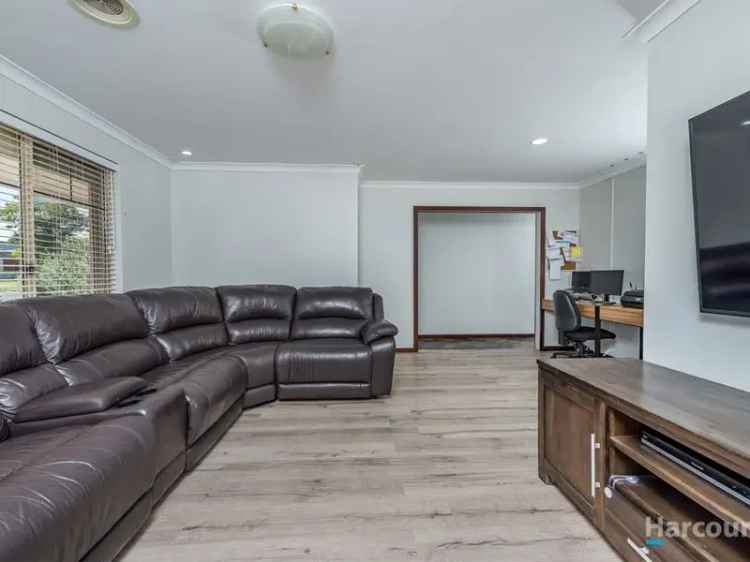 House For Sale in City of Wanneroo, Western Australia