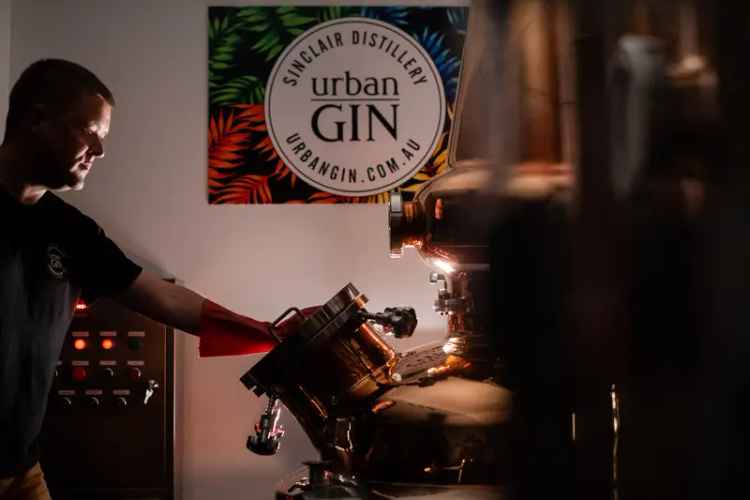 Independent Urban Distillery – Can be relocated and operated anywhere in Austral