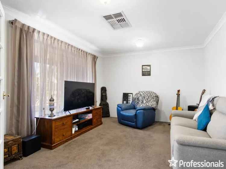 House For Rent in City of Gosnells, Western Australia