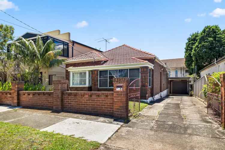 Charming Double Brick Family Home in the Heart of Campsie