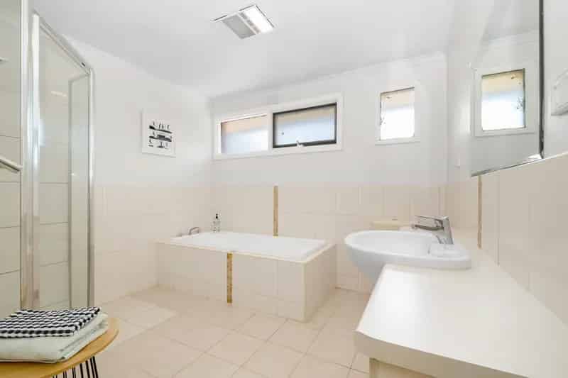 Real Estate For Lease - 20 Bourke Street - Whittlesea , VIC