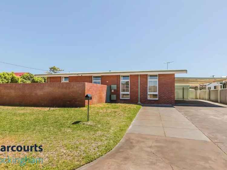 70s Charm 4x1 Double Brick Home Near Beaches Schools Shops