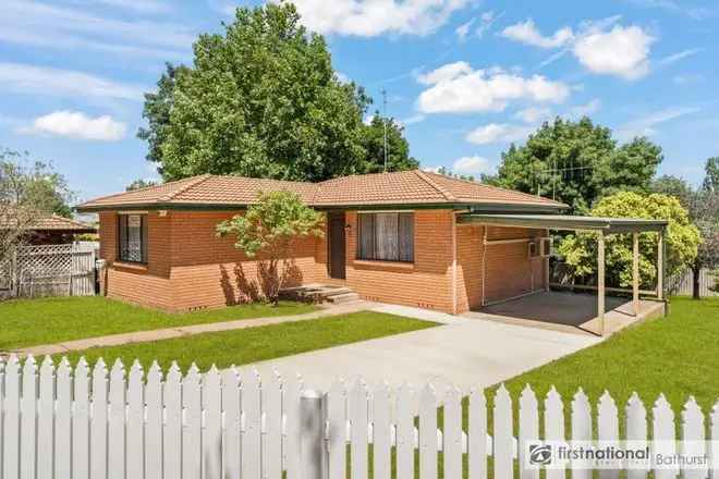 House For Rent in Bathurst, New South Wales