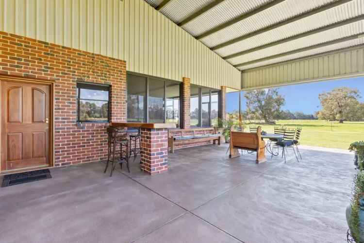 House For Sale in Shire of Murray, Western Australia