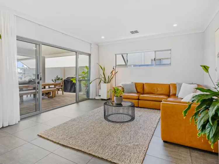 House For Sale in City of Mandurah, Western Australia