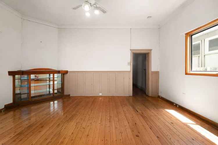 House Auction 5 Bedroom Home in Dulwich Hill with Renovation Potential