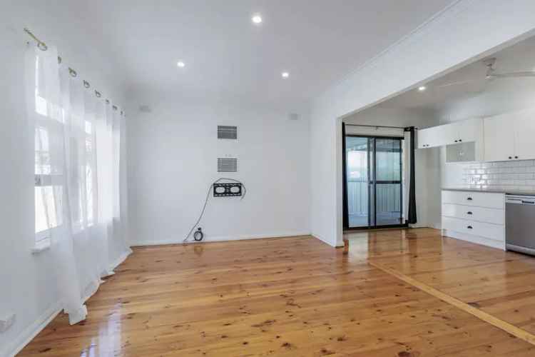 Rent 3 Bedroom Home in Kilburn with Spacious Living Areas and Air Conditioning