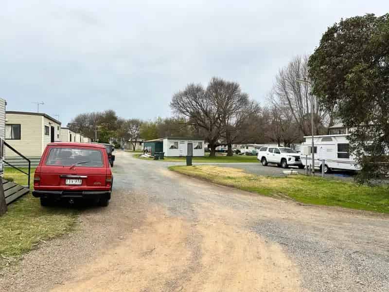 Caravan Cabin park. Great ROI. $