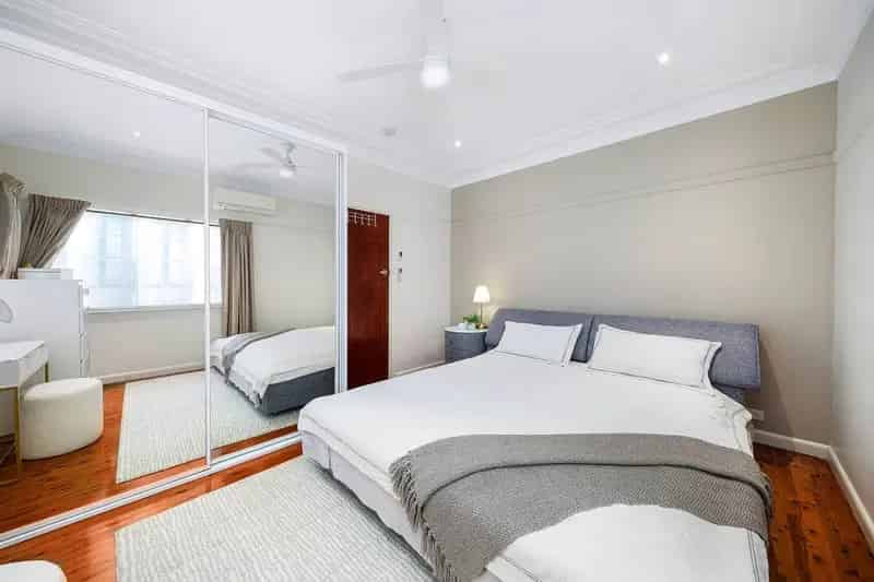 House For Sale , 90, Lambeth Street, Sydney, New South Wales
