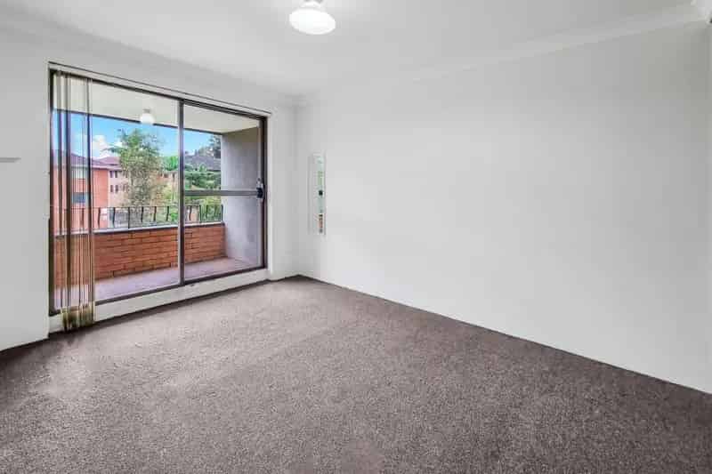 2 rooms apartment of 171 m² in Sydney