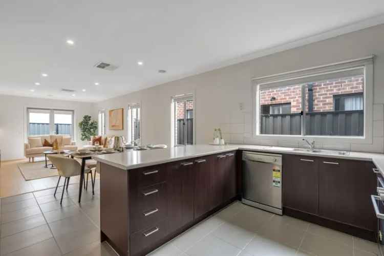 Stylish Living in the Heart of Highlands - Auction held at Highgate Recreation Reserve, 229 Grand Blvd, Craigieburn