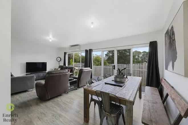 House For Sale , 97, Shanahan Parade, City of Latrobe, Victoria