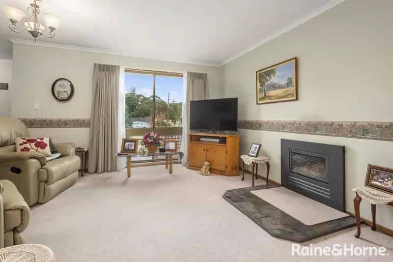 House For Sale , 63, Frith Road., Gisborne, Victoria