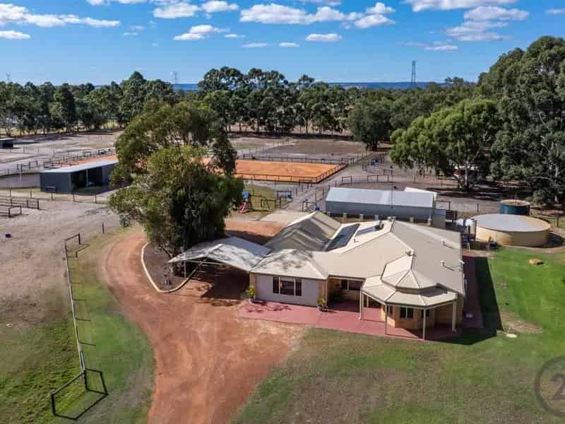 House For Sale , Shire of Murray, Western Australia