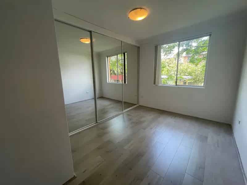 2 rooms apartment of 161 m² in Sydney