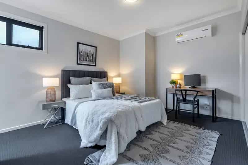 2 rooms house of 135 m² in Melbourne