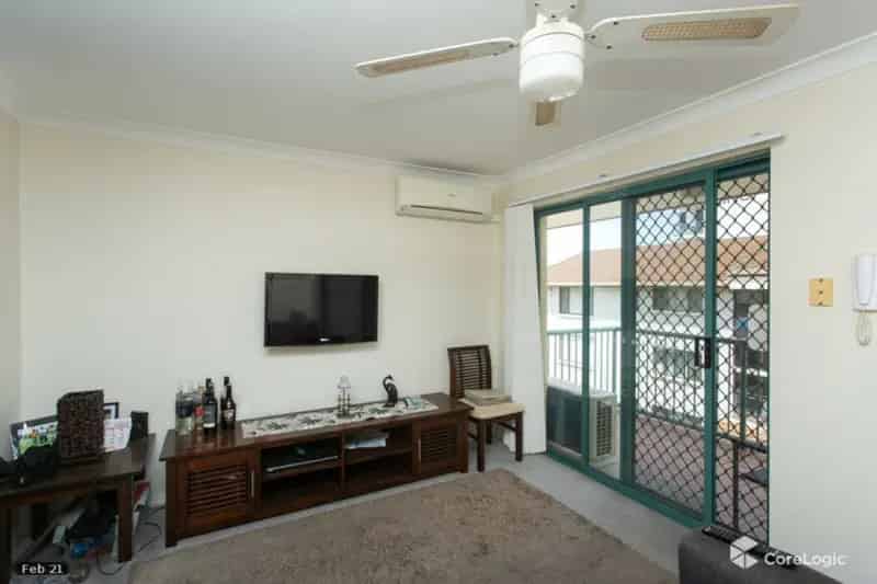 2 rooms apartment of 301 m² in Gold Coast City
