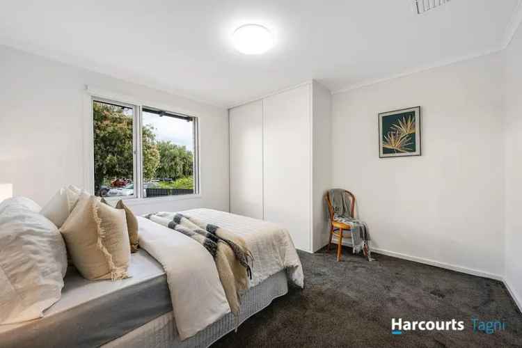 3 rooms house of 98 m² in Adelaide