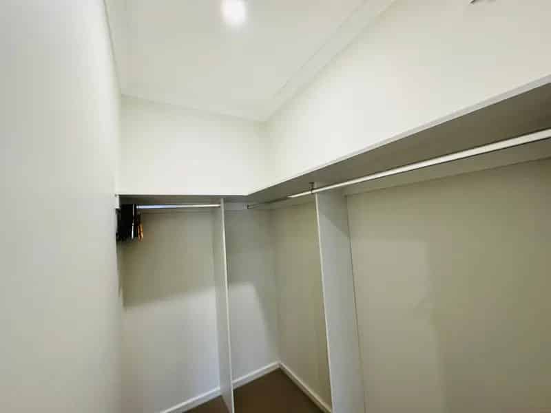 House For Rent , 51, Yarradale Drive, Melbourne, Victoria