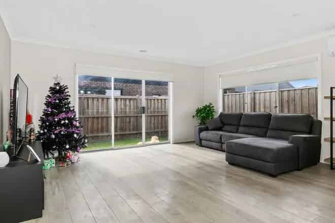 House For Rent , 35, Respect Way, Melbourne, Victoria